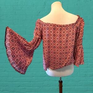Patterned bell sleeve fairy top